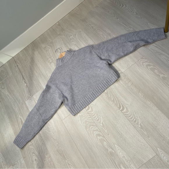 Aritzia Wilfred Free Harper Sweater Gray size Small - Picture 13 of 14